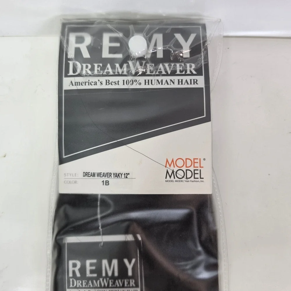 Model Model Dreamweaver Remy Yaky 100 Percent Human Hair Weave 12in 1B Off Black